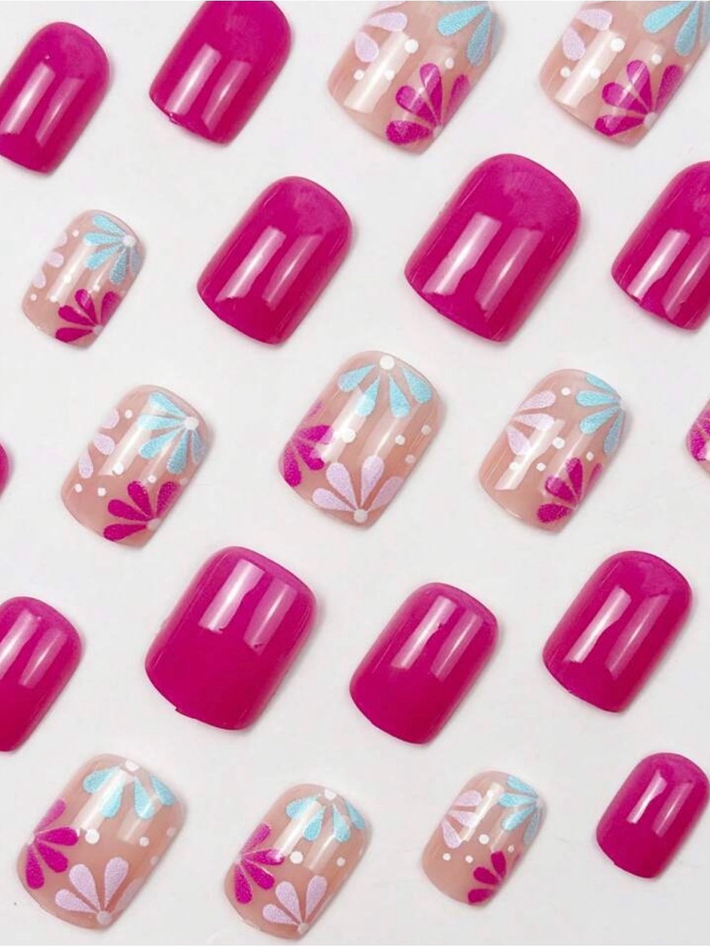 2/16 Flower and popping pink nails